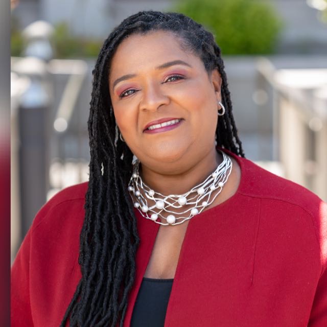 Candi Clark.jpg
