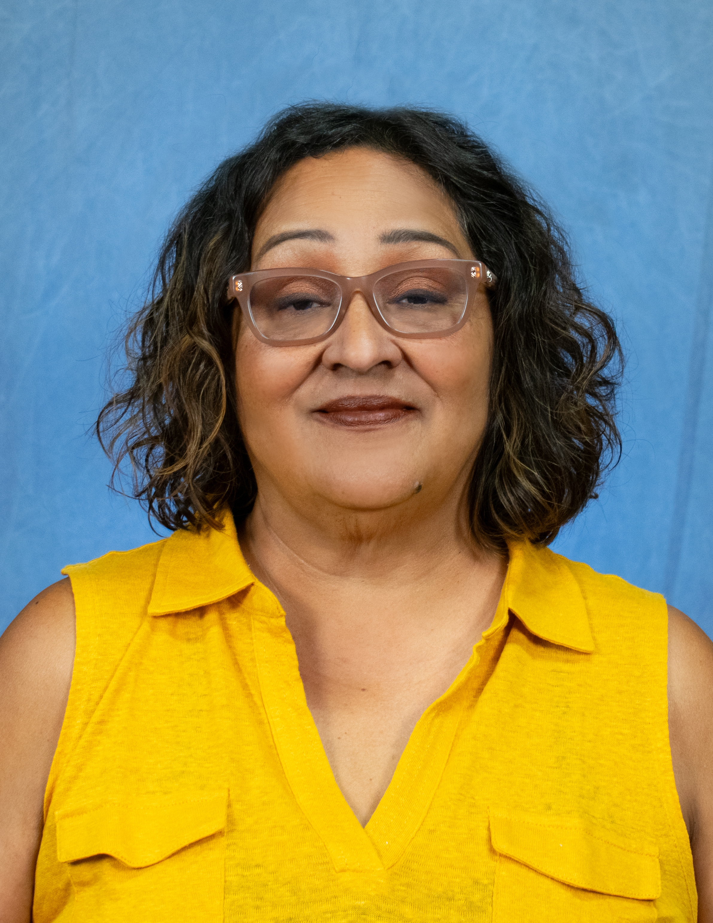 24-25_Betina Martinez.jpg
