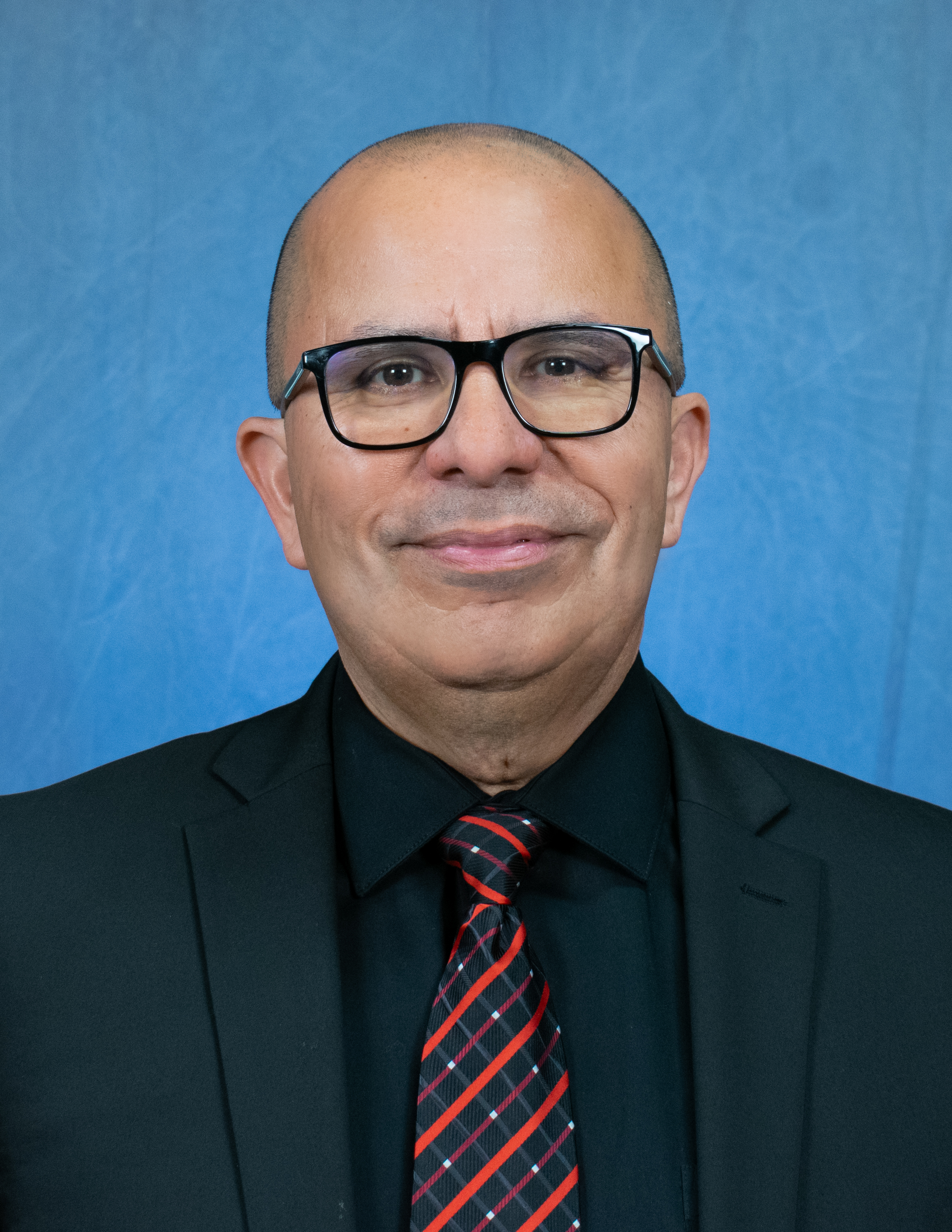24-25_Oscar Ortiz.jpg